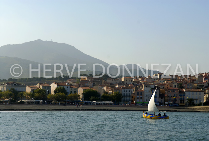 FRANCE ROUSSILLON VIGNOBLES BANYULS