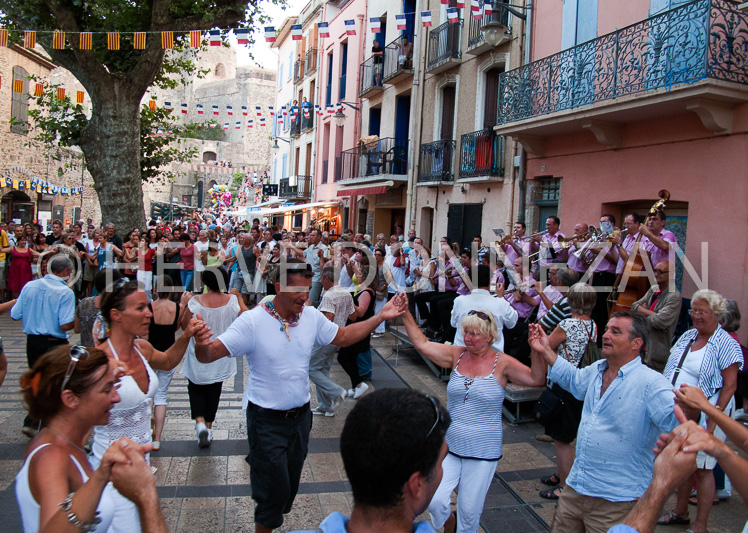 SAINT VINCENT-3640_07_COLLIOURE_SARDANES_3+